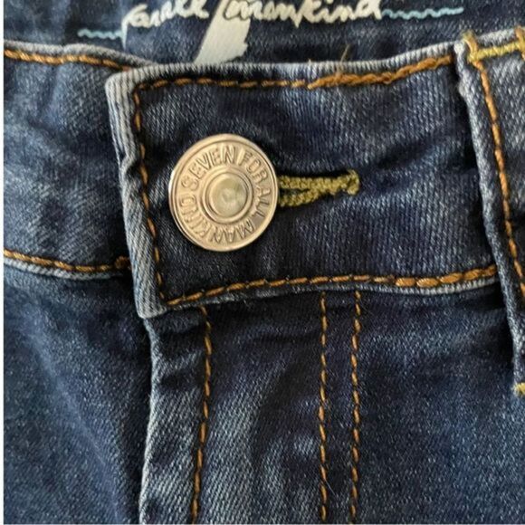 7 For All Mankind Bermuda Jean Shorts Size 10‎ Dark Wash - Picture 4 of 7